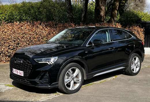Audi Q3 TFSIe S tronic S-Line