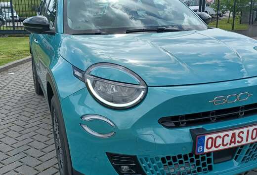Fiat 600 1.2 Hybrid Icon DCT Icon PRETE A IMMATRICULE ...