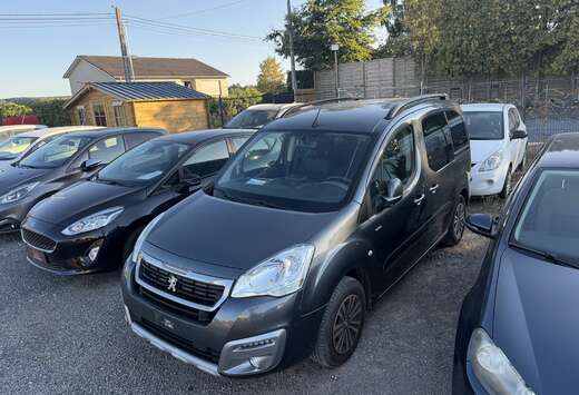 Peugeot 1.2i*5PLACES*GPS*AIRCO*CARNET*EURO6*