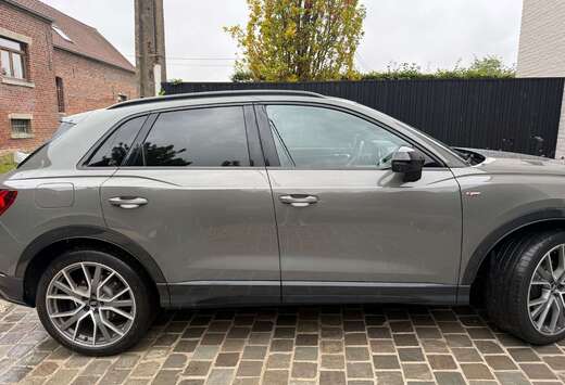 Audi Q3 35 TDi S line S tronic