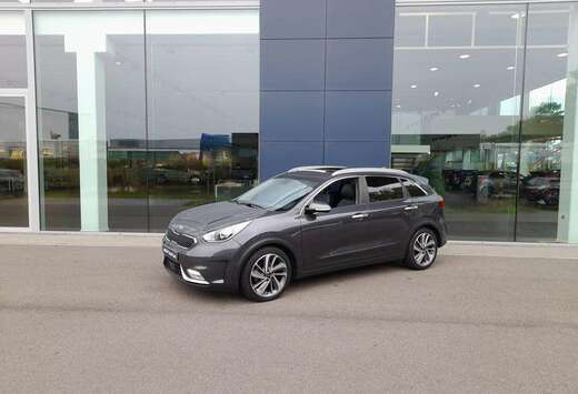 Kia 1.6 GDi HEV Sense DCT