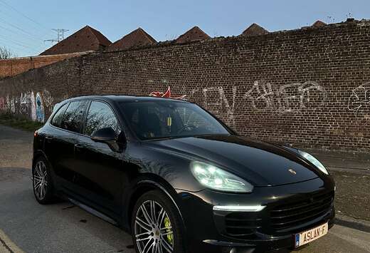 Porsche S E-Hybrid Platinum Edition carbon dessign GT ...