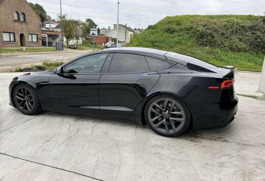 Tesla Plaid - VAT deductible