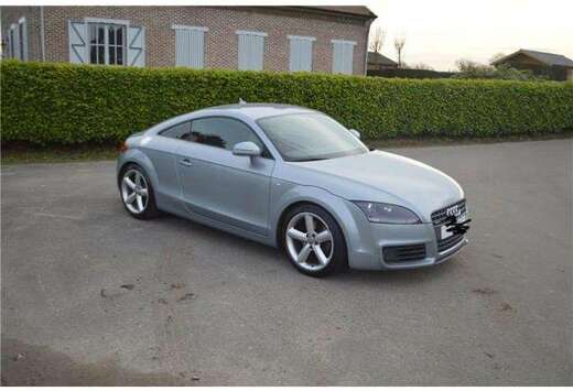 Audi TT Coupe 2.0 TDI quattro