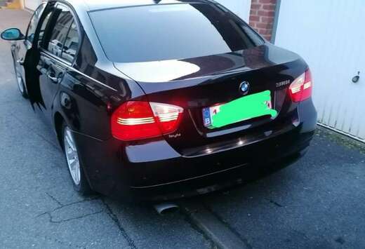 BMW 318i