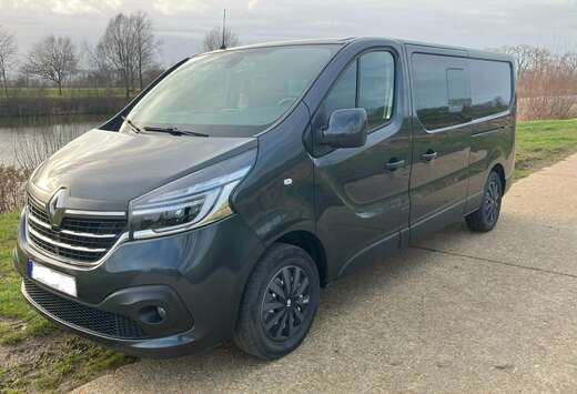 Renault 2.0 dCi 29 L2H1 Grand Confort EDC