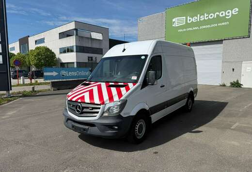 Mercedes-Benz 316 (Stock ID 68421)