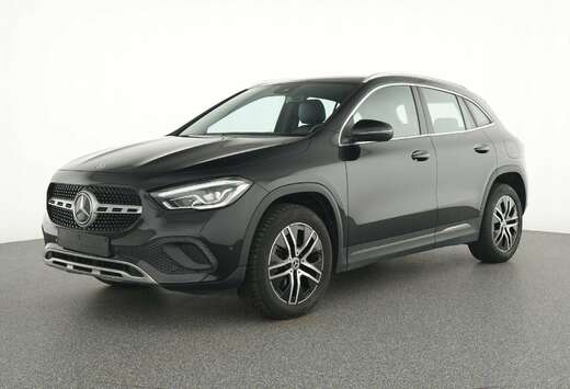 Mercedes-Benz 200d Business Line