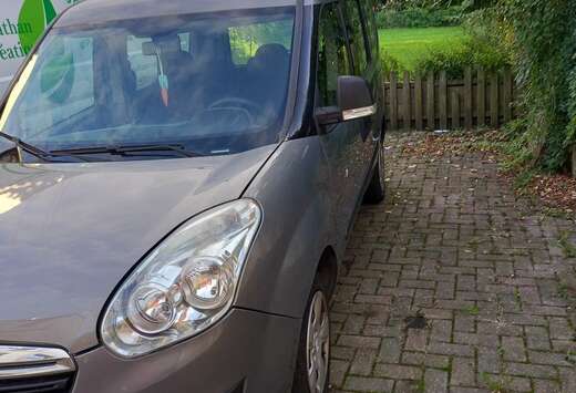 Opel Tour 1.6 eco flex