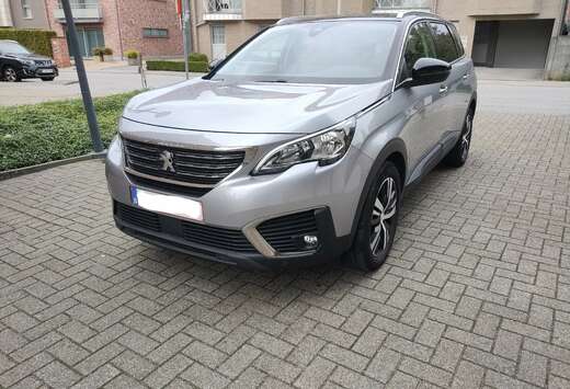 Peugeot 5008+PureTech