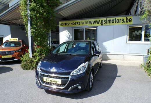 Peugeot 1.200cc  82cv bleu 03/19 Airco GPS Capteurs C ...