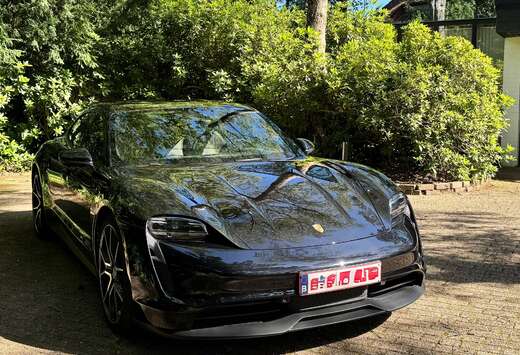 Porsche Taycan 93.4 kWh Taycan