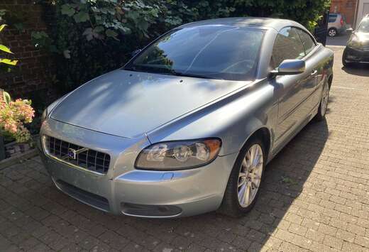 Volvo Cabrio 2.4i 20v Summum