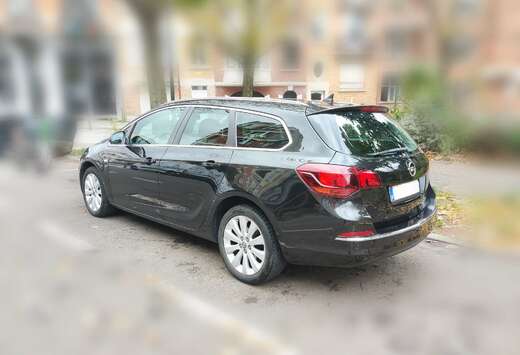 Opel Astra Sports Tourer 1.4 Turbo Ultimate Edition