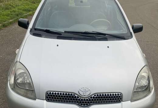 Toyota 1.3i VVT-i 16v Linea Luna