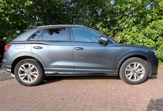 Audi Q3 35 TFSI Business Edition S line S tronic