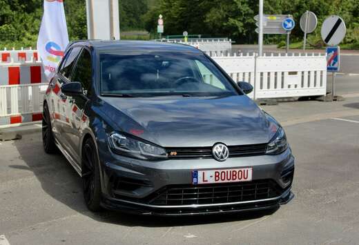 Volkswagen R PERFORMANCE. 2.0 TSI 4MOTION