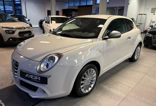 Alfa Romeo Mito 1.4i super joli à voir