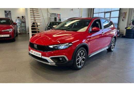 Fiat SW Cross 1.5 Hybrid T DCT