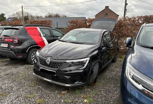 Renault 1.3 TCe MHEV Techno EDC