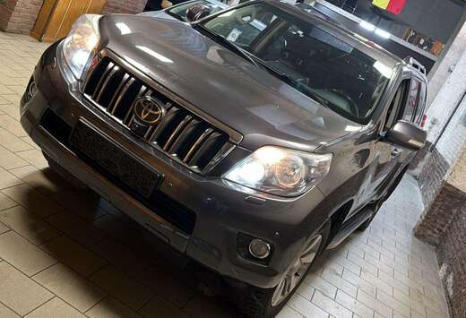 Toyota Landcruiser 3.0 D-4D Premium