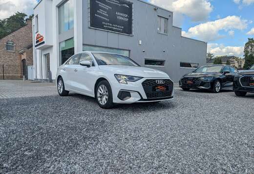 Audi Sedan 30 TFSI NAVI | CARPLAY | AMBIENT | PARKSEN ...