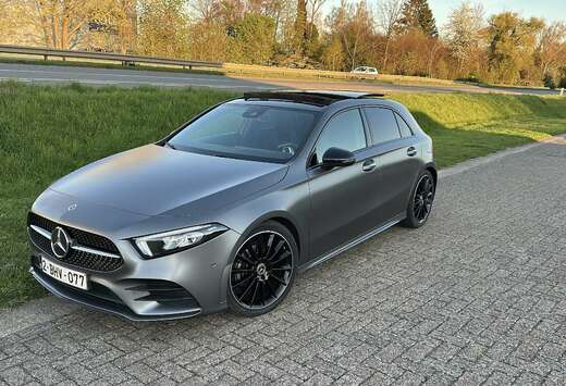 Mercedes-Benz A180D AMG LINE FULL OPTION