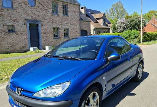 Peugeot CC 110 Roland Garros