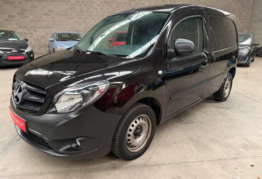 Mercedes-Benz 1.5 CDI BE Perfect Tool S/S (EU6d-T)
