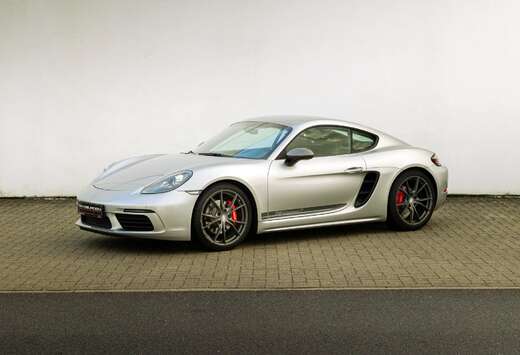 Porsche 718 Cayman T