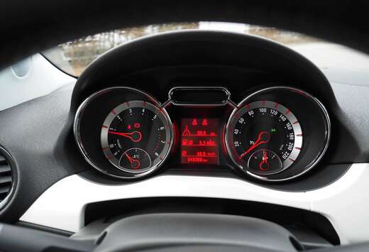 Opel Adam 1.0 Start/Stop Jam