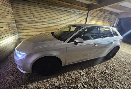 Audi Sportback 1.6 TDi Attraction