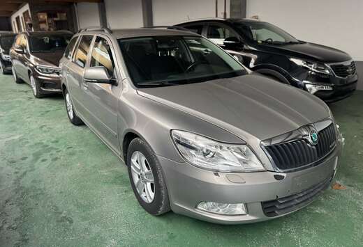 Skoda Octavia 1.6 CR TDi Ambiente DPF