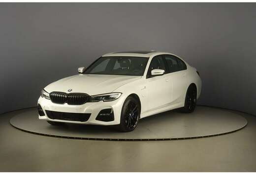 BMW e xDrive Plug-In Hybrid 292pk M-Sport