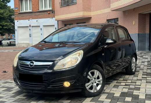 Opel Essence prête à immatriculer