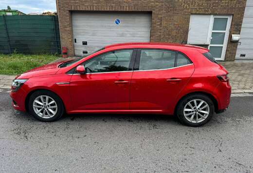 Renault Megane 1.5 Blue dCi Intens EDC