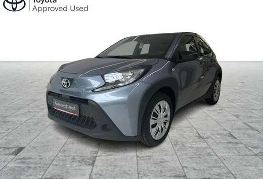 Toyota 1.0 CVT PLAY
