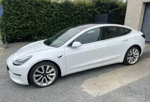Tesla Dual Motor AWD – Long Range – Acceleratiebo ...