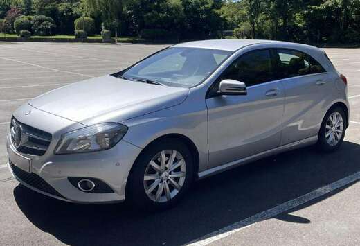 Mercedes-Benz 2014  Essence - 187 000 km  Euro 6