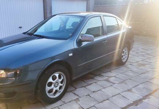 SEAT 1.6i Comfort*SEAT Toledo 1.6i+Comfort**climatisa ...
