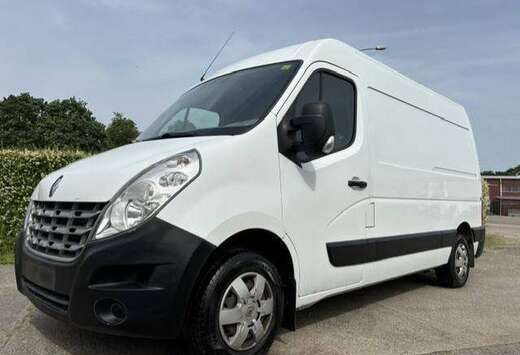 Renault 2.3 dCi 33 L2H2 Confort (E4)