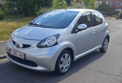 Toyota 1.0 VVT-i Connect GPS MultiMode