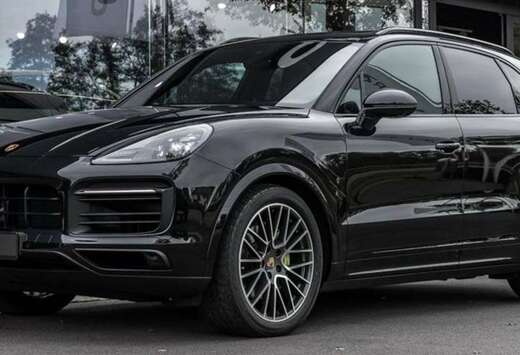 Porsche E-Hyb/Platinum.ed/Pano/Garantie09/2026/FULL/4 ...