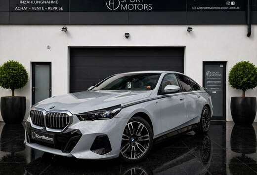 BMW 520iA Pack M pro*HeadUp*Laser*Camera 360*Night Vi ...