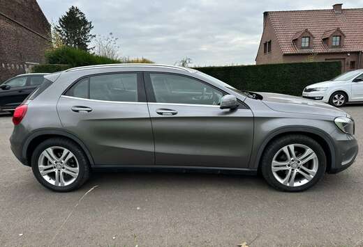 Mercedes-Benz GLA 220 d