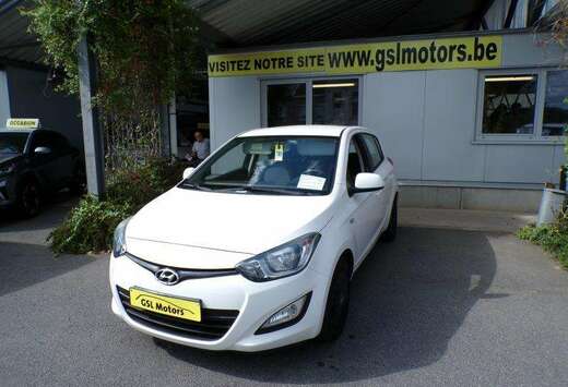 Hyundai 1.2 84cv Blanc 06/13 Airco Radio CD USB