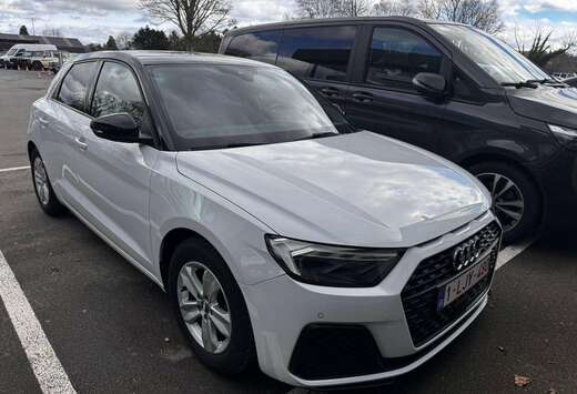 Audi Sportback 30 TFSI Advanced