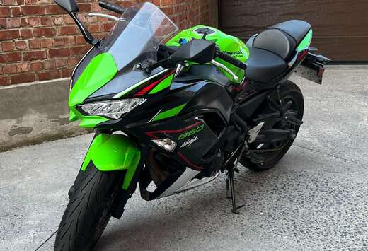 Ninja 650 KRT