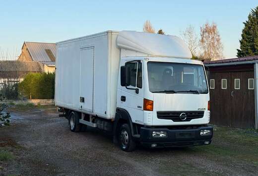 Nissan Nissan Atleon 35-15, 49.000km Permis B