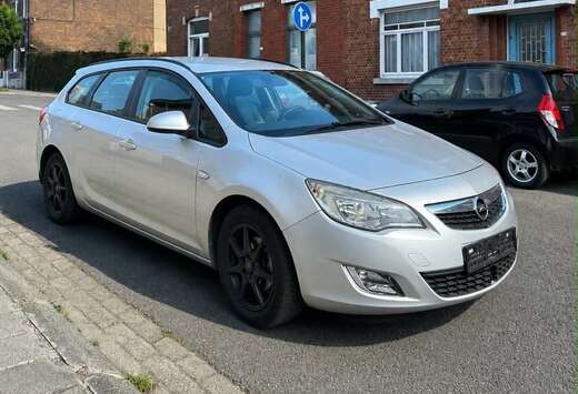 Opel Je vend une Opel Astra 1.7 CDTI 110ch